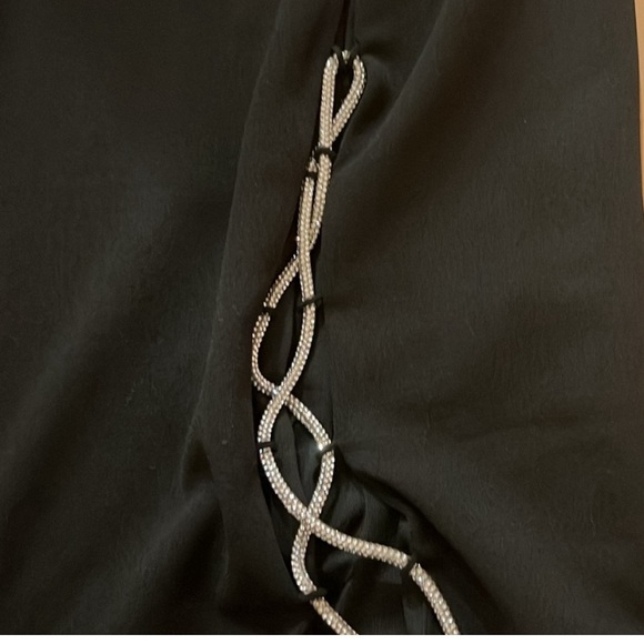 Meskhi Dress - Picture 3 of 3